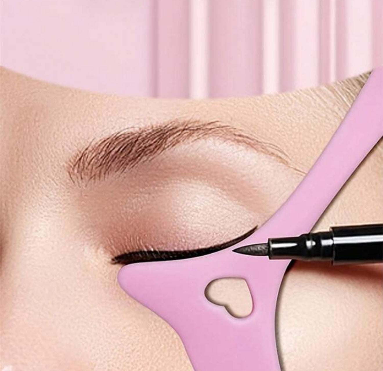 Multifunctional makeup stencil - eyeliner assistant